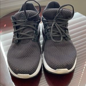 Adidas Cloudfoam Tennis Shoes